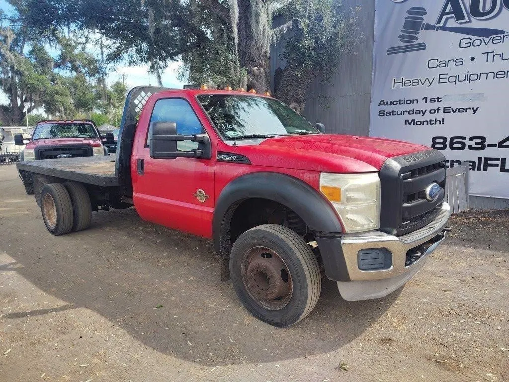 2012 Ford F-550 RUNS/MOVES