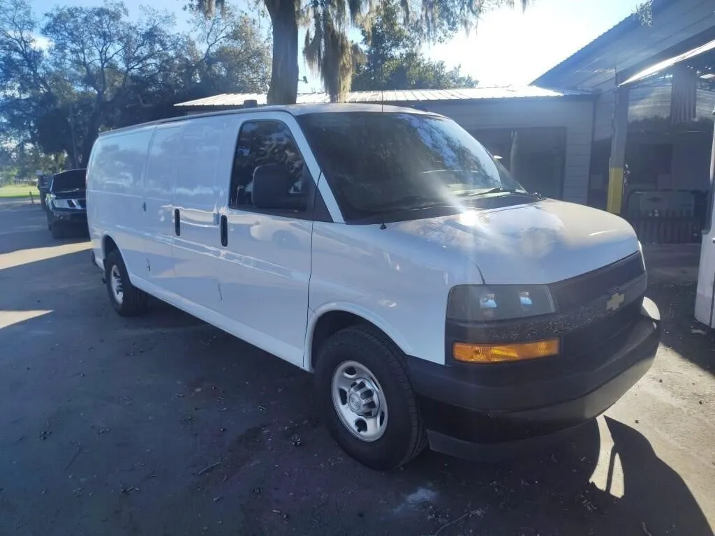 2019 Chevrolet Express RUNS/MOVES 2500
