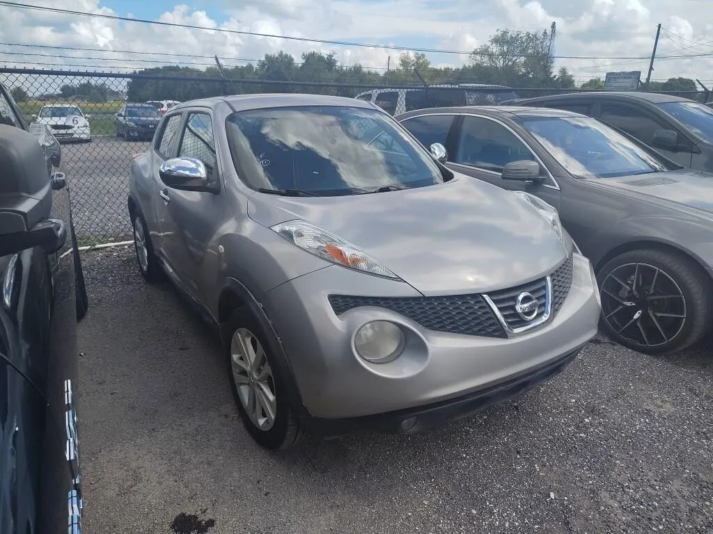 2013 Nissan JUKE RUNS/MOVES S