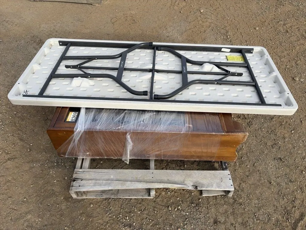 China Cabinet & Folding Table