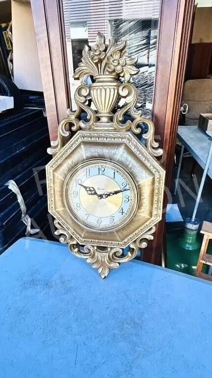 Syroco quartz wall clock - 26" long