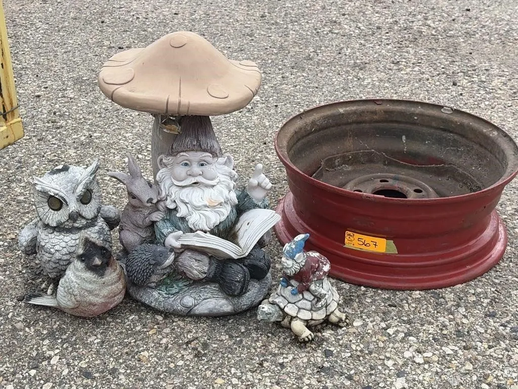 Lawn Ornaments
