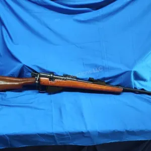 Lee Enfield .303 bolt action rifle