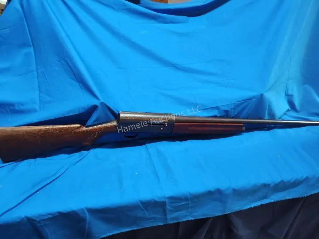 Savage 720 12ga semi auto shotgun