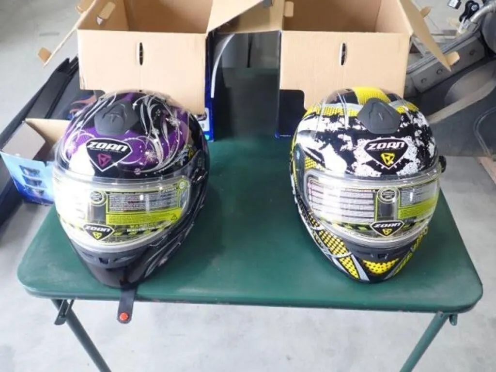 Qty Of (2) Zoan Snowmobile Helmets