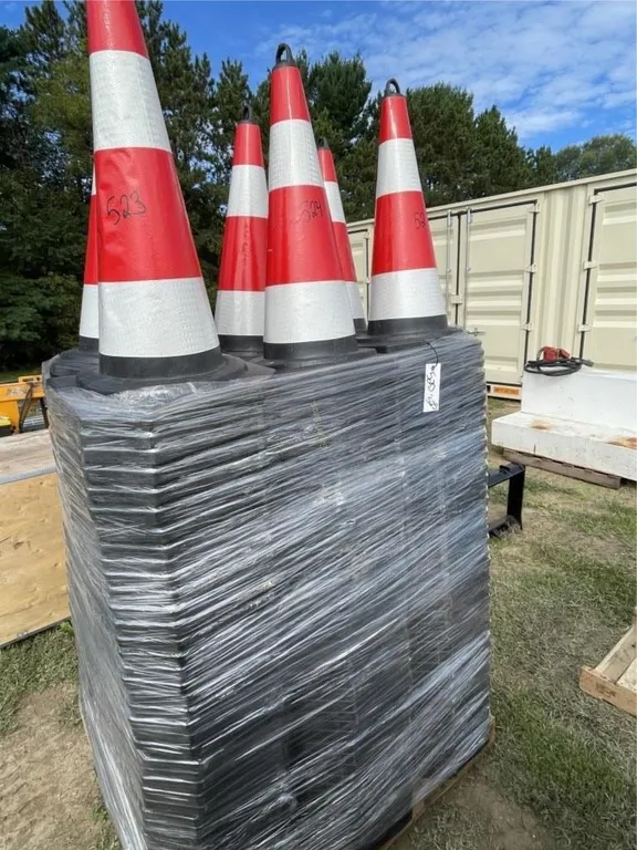 (42 +/-) Traffic Cones