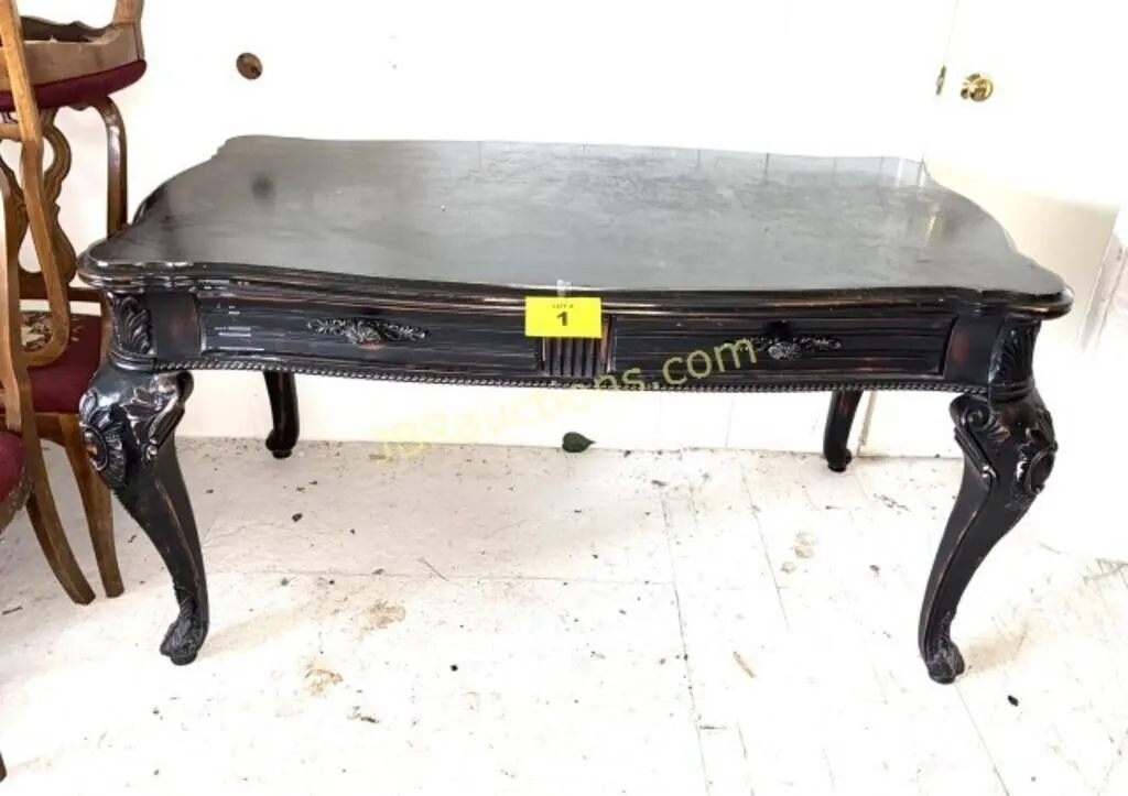 ORNATE PARLOR DESK