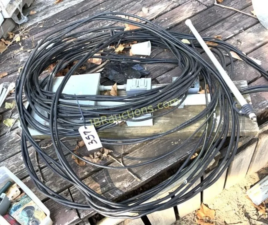 ELECTIC BOX AND PLUG INS / WIRE