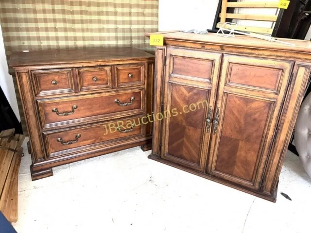 ARMOIRE WITH CHEST BASE