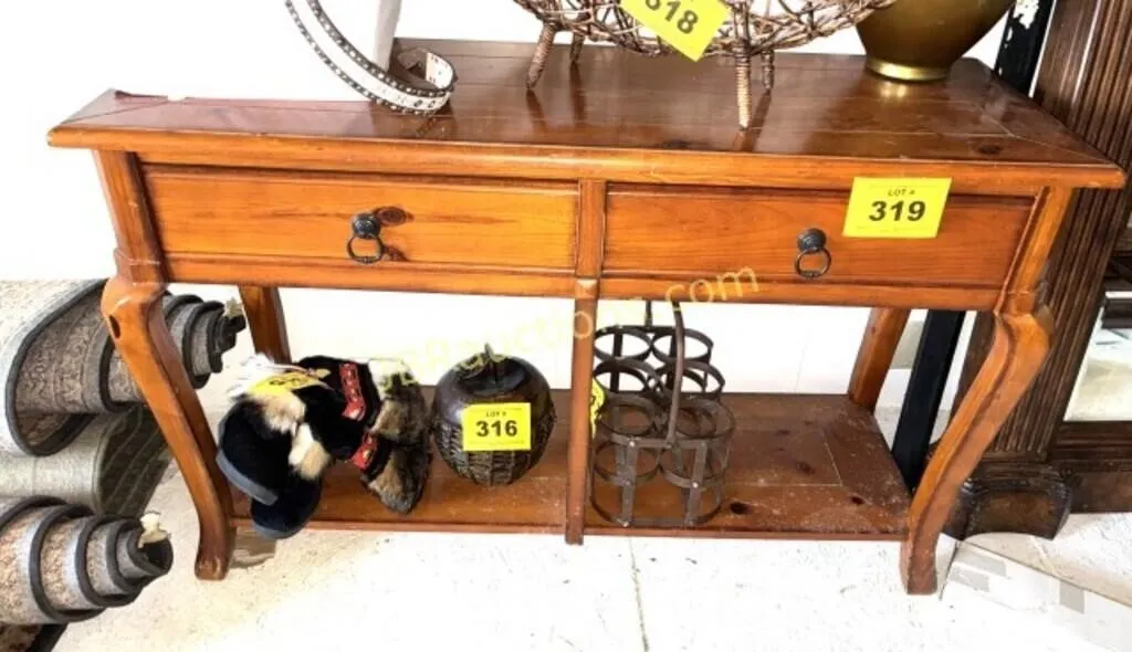 SOFA TABLE - NO CONTENTS