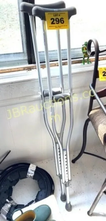 CRUTCHES