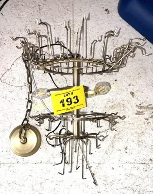 LIGHT FIXTURE