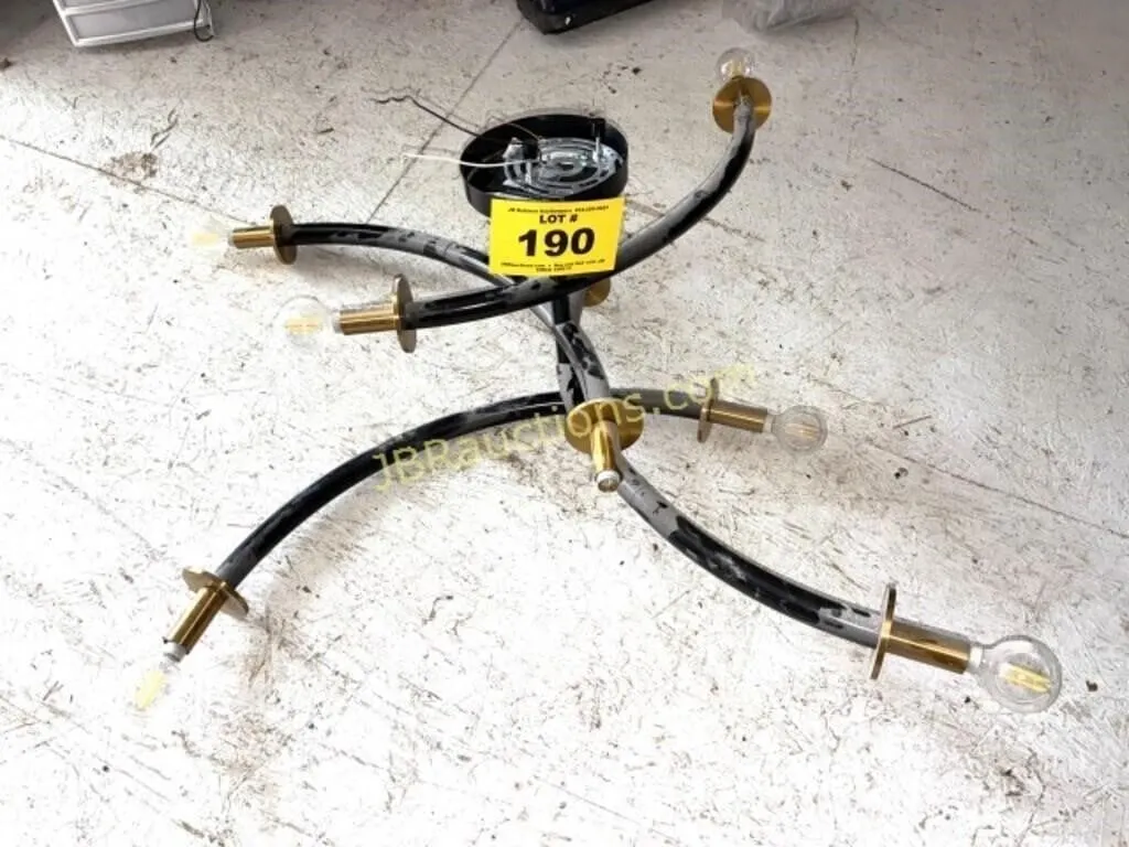 LIGHT FIXTURE, ADJUSTABLE