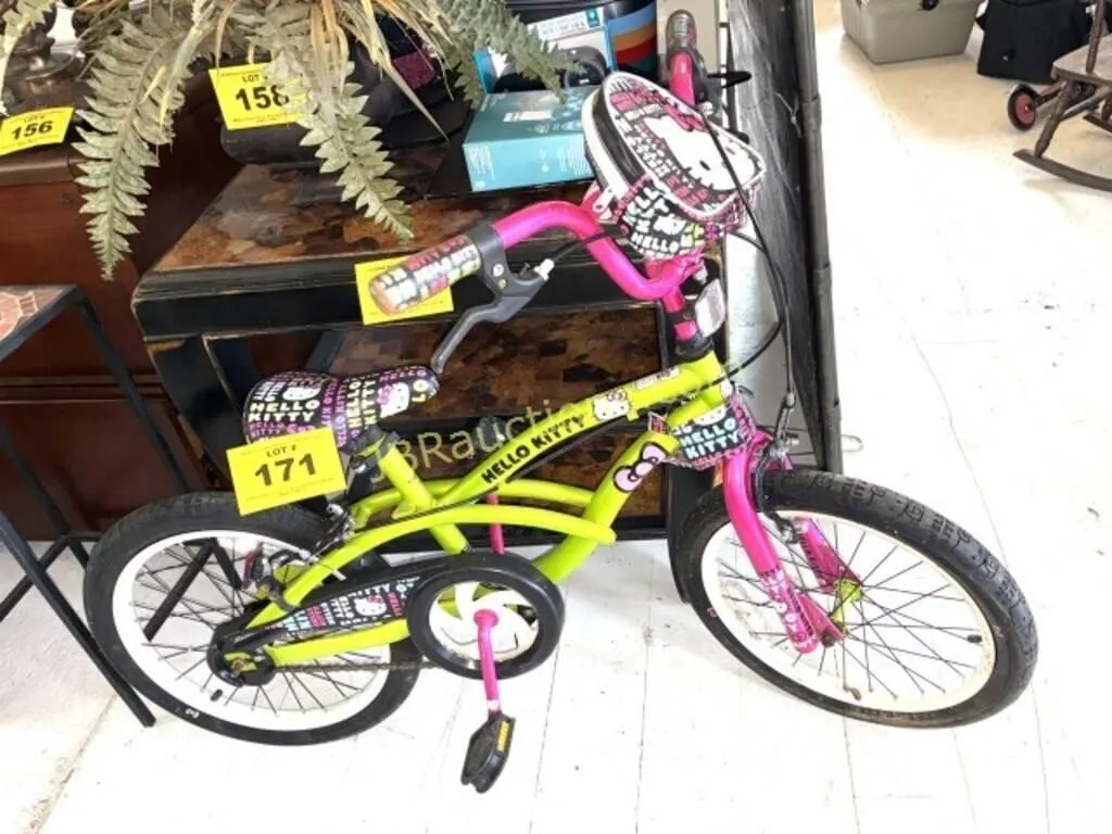 HELLO KITTY BICYCLE