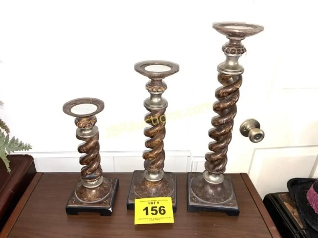 3 PC CANDLE HOLDER SET