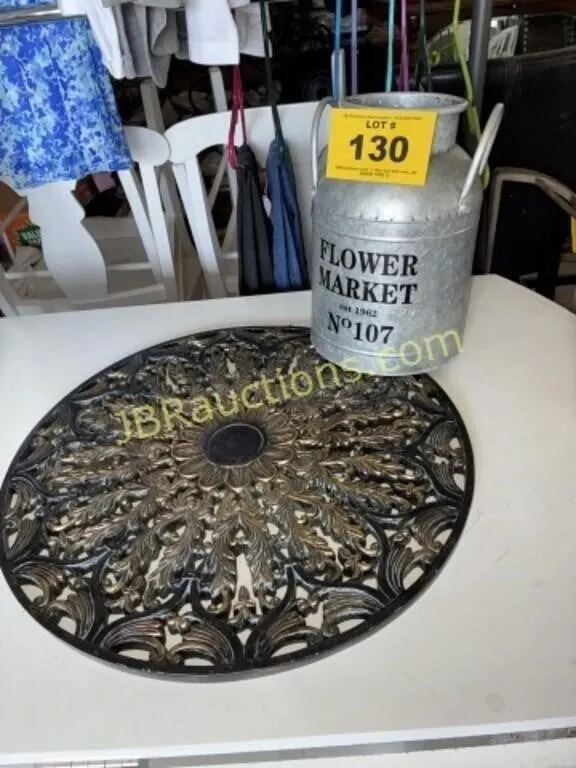 METAL DECORATIONS