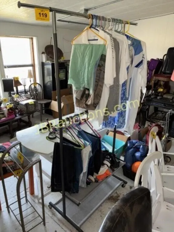CLOTHING RACK - NO CONTENTS