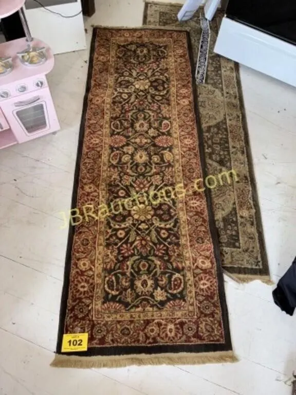 RUG RUNNER