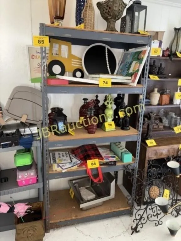 ADJUSTABLE METAL SHELF - NO CONTENTS!