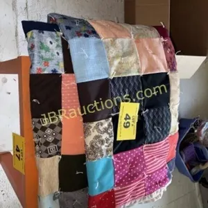 HANDMADE COMFORTER / QUILT