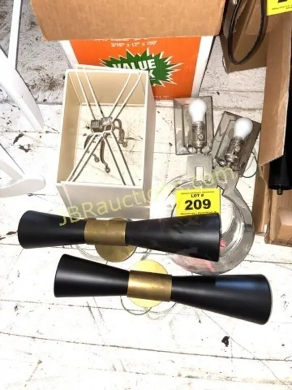 WALL LIGHT FIXTURES