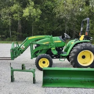 JD 4105 w/Loader, Bucket, Forks & Quick Hitch