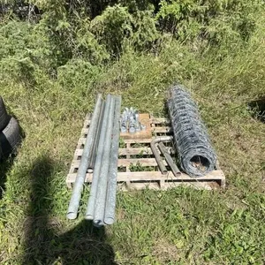 OFF-SITE Pallet of Fence building supplies