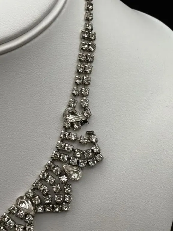 Mixed Fashion Necklace Assortment (Lot of 4)