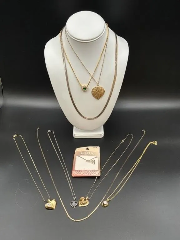 Mixed Costume Necklace Assortment (Lot of 10)