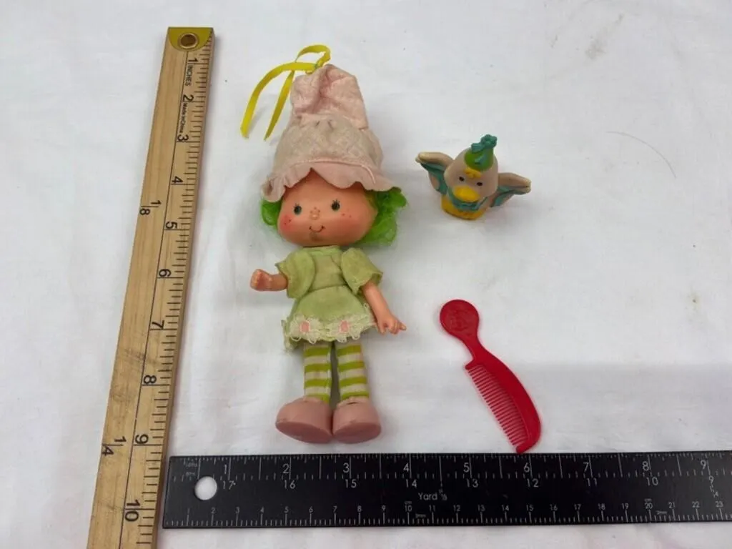 8in Cloth Doll, Elephant Figurine & Comb (3pc)