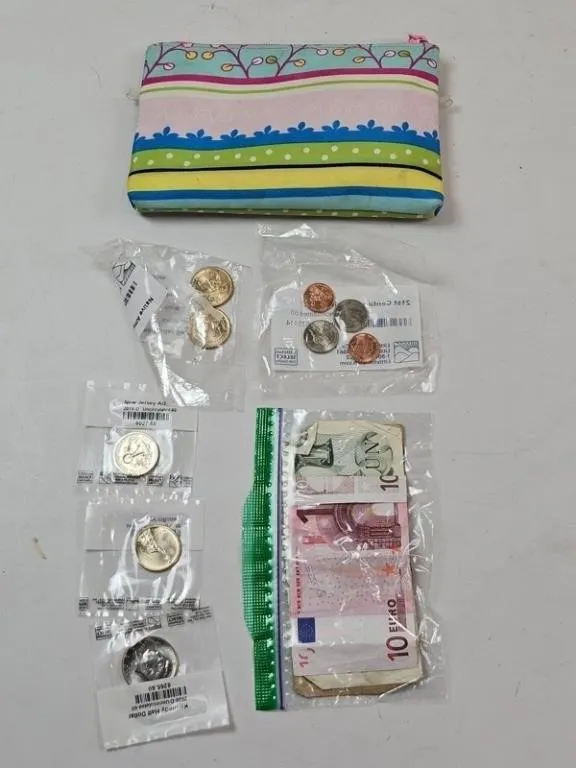 Mixed Lot World Coins & Currency
