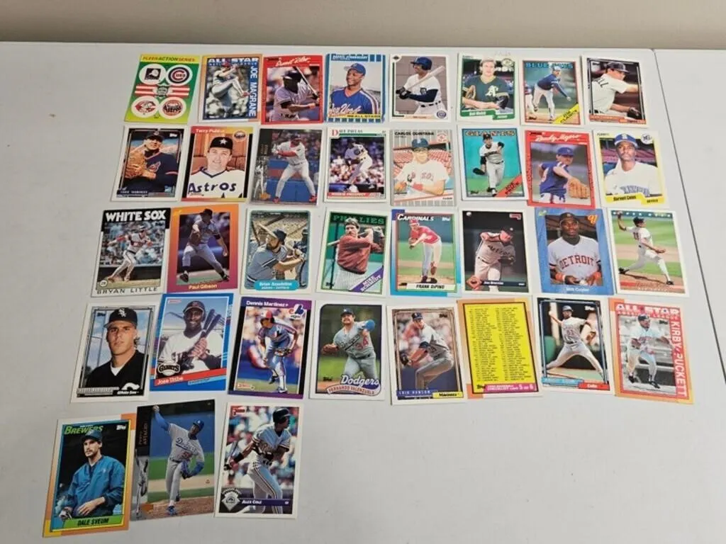 Vintage Baseball Cards & Stickers (35pc)