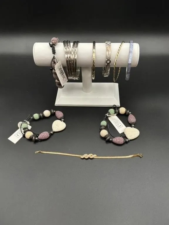 Mixed Fashion Jewelry Bracelets (13pc)