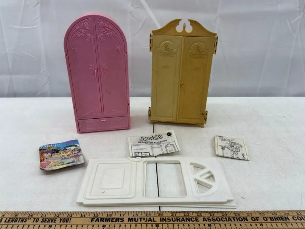 Vintage Barbie Furniture & Paper Ephemera (6pc)