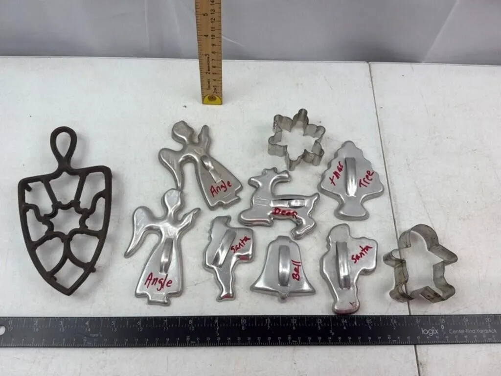 10pc Holiday Cookie Cutter Assortment