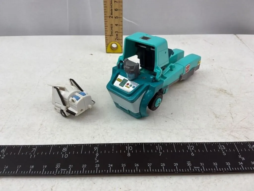 Transformers Autobot Converting Vehicle Set (2pc)