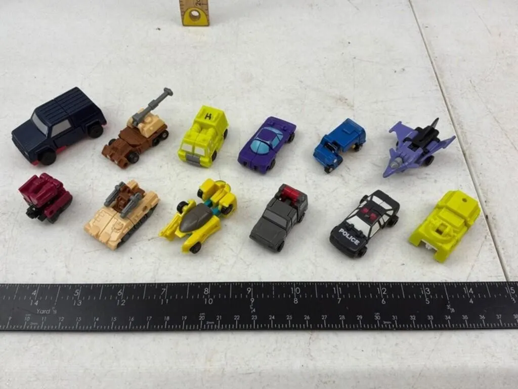 Mixed Toy Vehicles (Lot of 12)