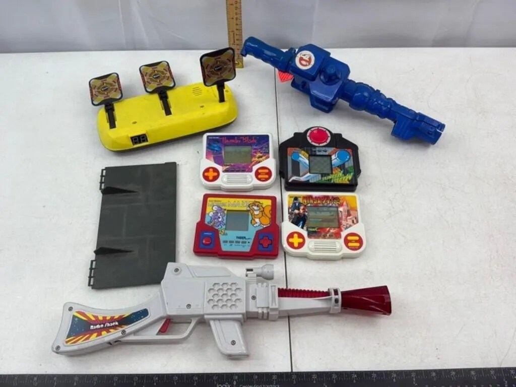 Vintage Electronic Toy Lot - 8pc Games