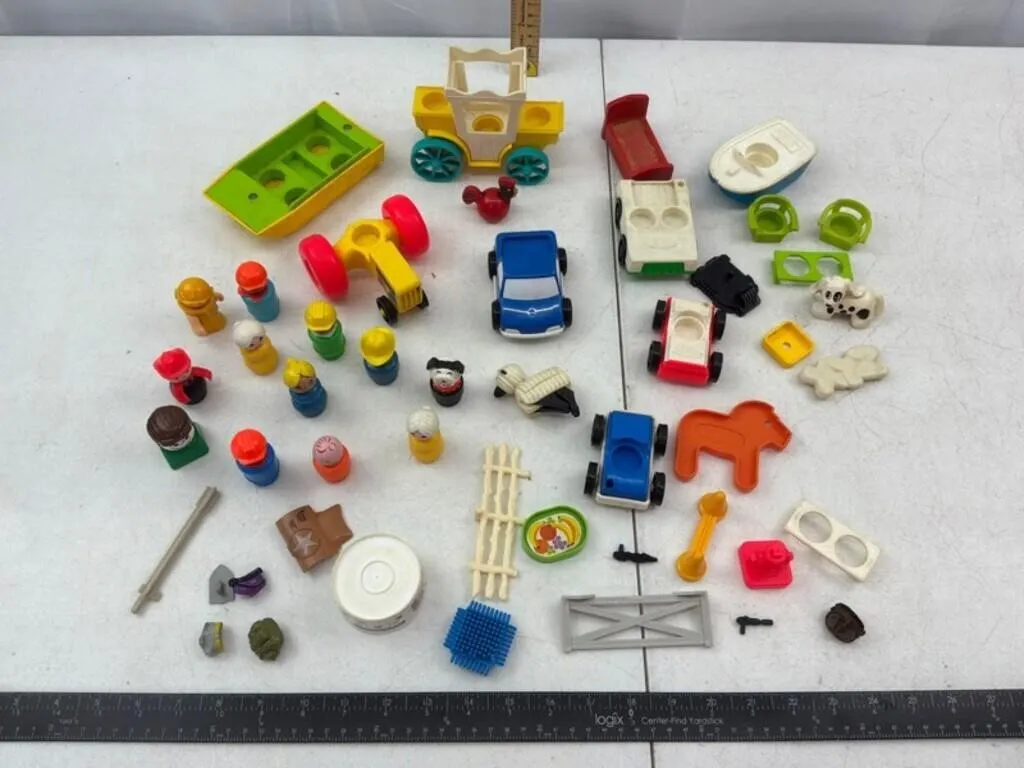 Vintage Mixed Plastic Toy Figures & Vehicles