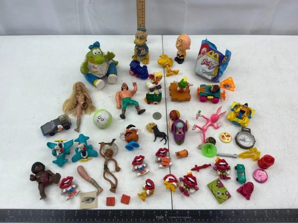 Mixed Toy Figurines & Vehicles - Approx. 50pc