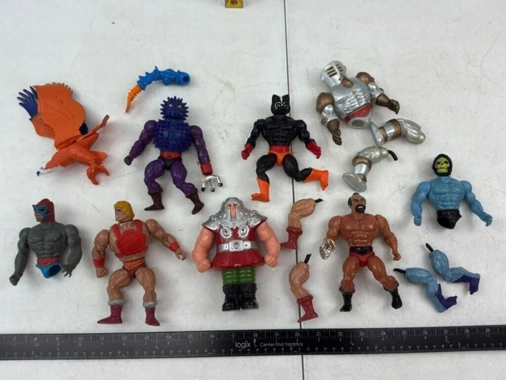 Vintage Action Figures & Parts (Lot of 9)