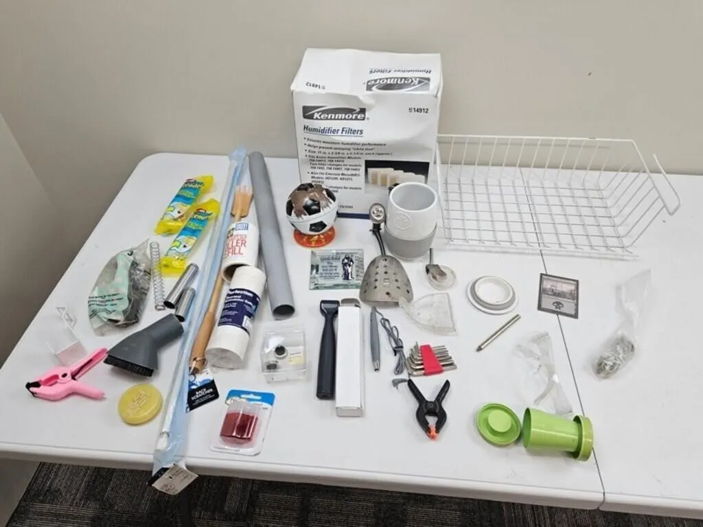 Mixed Household & Tool Lot (30+pc)