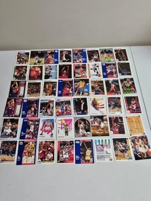 Vintage NBA Hoops Basketball Cards (48pc)