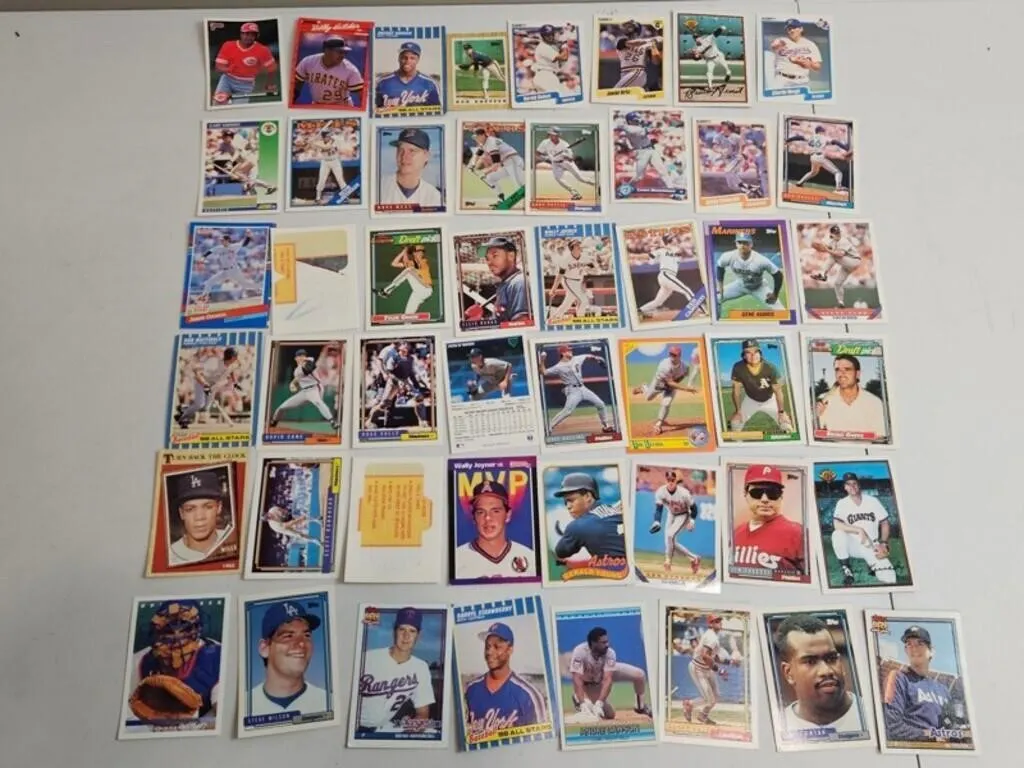 Vintage Baseball Cards Assortment (Approx. 50pc)