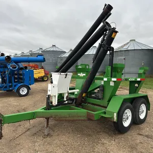 Hitch Doc tandem axle seed tote tender