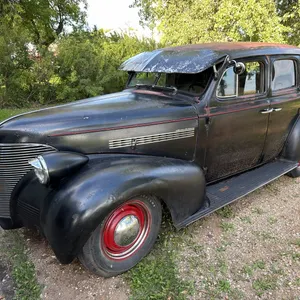 1939 Chevrolet Motor Deluxe (Non-Running)