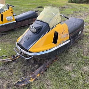 Ski-Doo 440 snowmobile (Non-Running)