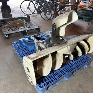 IH 42" front mount snowblower w/ tarp