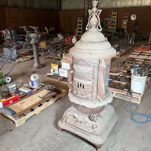 Round Oak wood stove