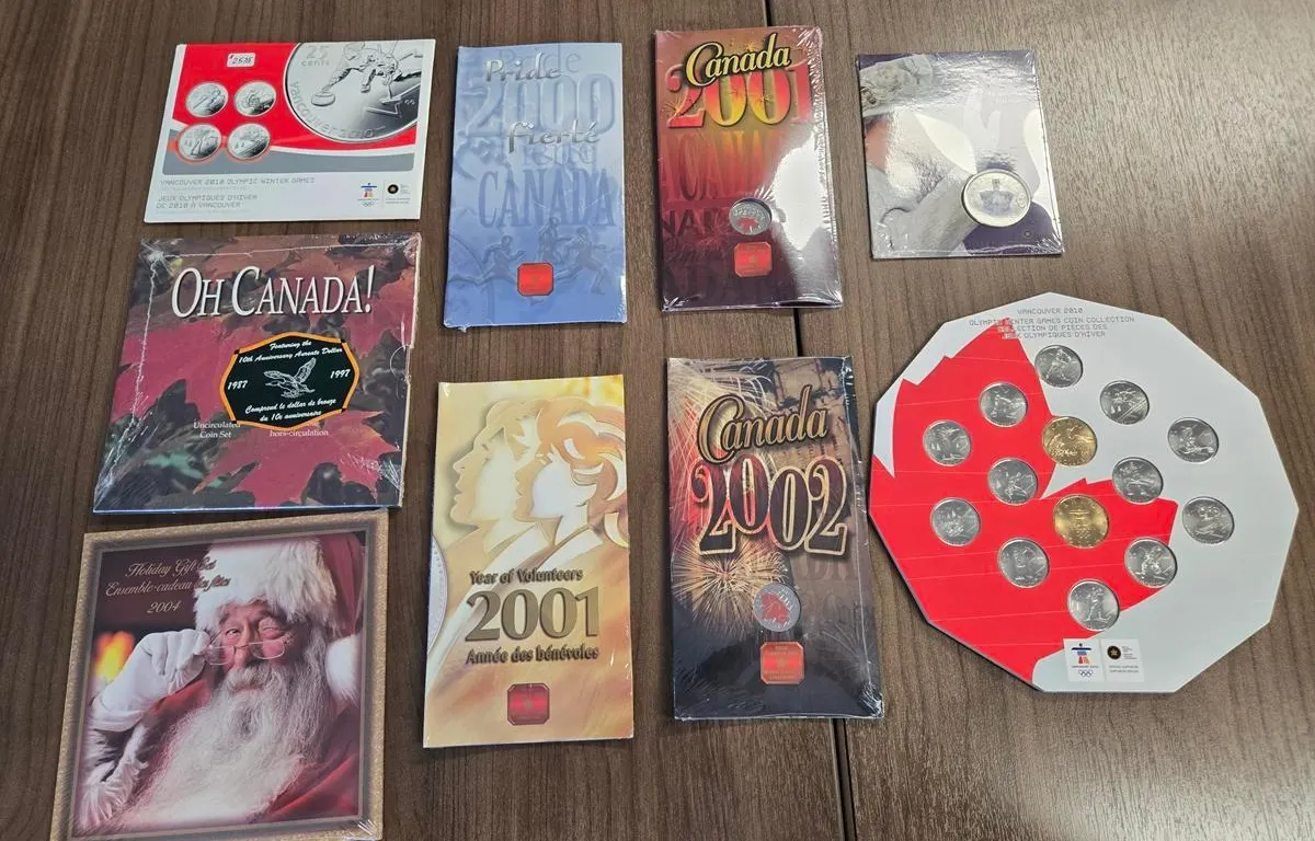 (9) Royal Canadian Mint Special Coins & Coin Sets in Folders
UNRESERVED